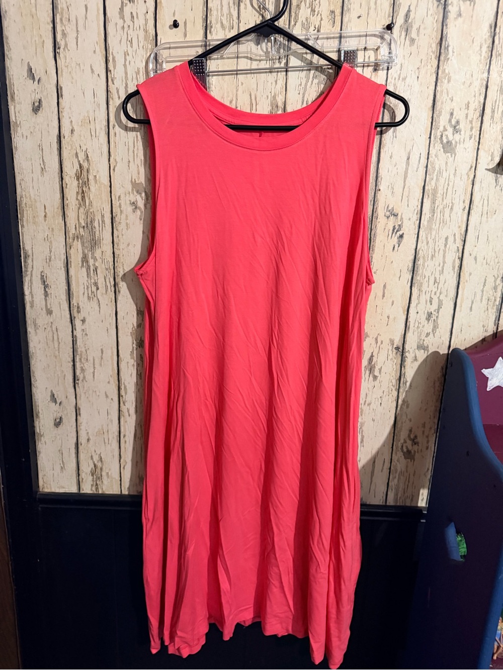 Time and Tru Coral Swing Tank Top